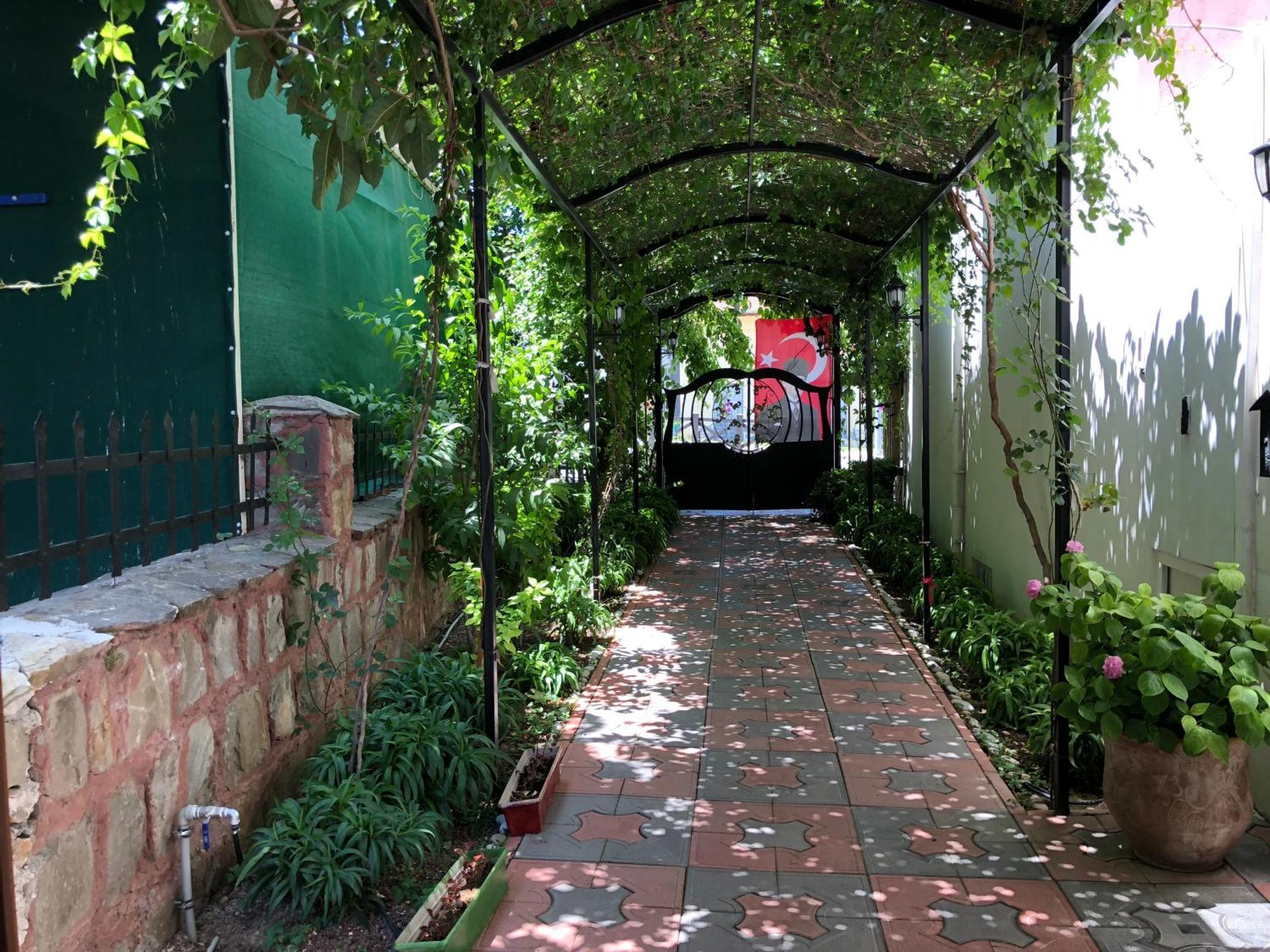 Kampus Garden Bed & Breakfast Fethiye Exterior photo